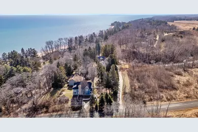 4992  Lake Bluff Rd, Belgium, WI 53074 - Photo 23