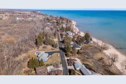 4992  Lake Bluff Rd, Belgium, WI 53074 - Photo 37