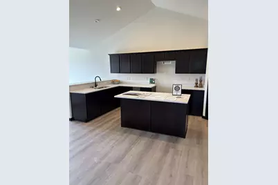 121  Resort Dr, Johnson Creek, WI 53038 - Photo 21