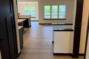 123 Resort Dr, Johnson Creek, WI 53038 - Photo 9
