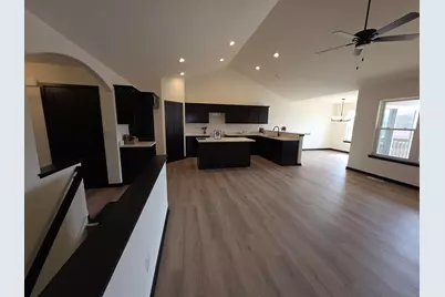 123  Resort Dr, Johnson Creek, WI 53038 - Photo 9