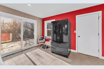 W313S6637  Spring Dr, Mukwonago, WI 53149 - Photo 13