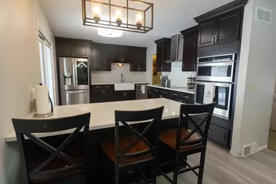 1926  Madison St, Waukesha, WI 53188 - Photo 11