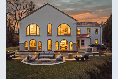 7032 N Barnett Ln, Fox Point, WI 53217 - Photo 37