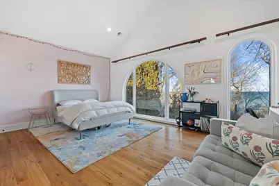 7032 N Barnett Ln, Fox Point, WI 53217 - Photo 31