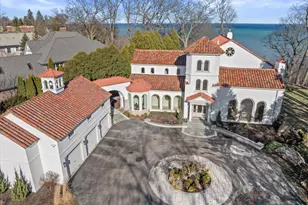 7032 N Barnett Ln, Fox Point, WI 53217 - Photo 3