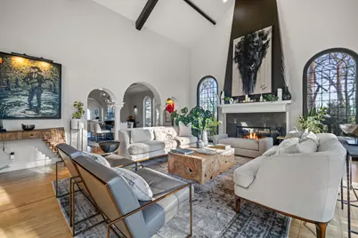 7032 N Barnett Ln, Fox Point, WI 53217 - Photo 9