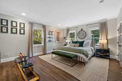 7032 N Barnett Ln, Fox Point, WI 53217 - Photo 23