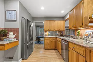 8307 N Greenvale Rd, Fox Point, WI 53217 - Photo 33