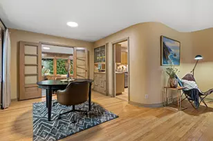 8307 N Greenvale Rd, Fox Point, WI 53217 - Photo 21