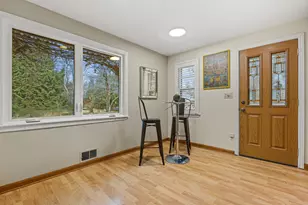 8307 N Greenvale Rd, Fox Point, WI 53217 - Photo 27