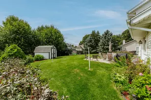 621 E Mary Ln, Oak Creek, WI 53154 - Photo 35