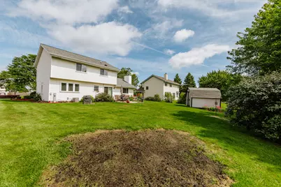 621 E Mary Ln, Oak Creek, WI 53154 - Photo 39