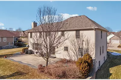 6435  River Pointe Dr, Franklin, WI 53132 - Photo 33