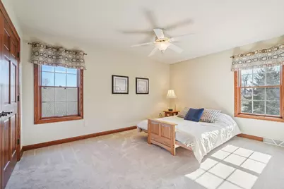 6435  River Pointe Dr, Franklin, WI 53132 - Photo 23