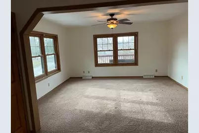 710 W Blackhawk Dr, Fort Atkinson, WI 53538 - Photo 13