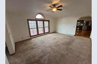 710 W Blackhawk Dr, Fort Atkinson, WI 53538 - Photo 9