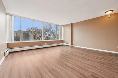 1409 N Prospect Ave #302, Milwaukee, WI 53202 - Photo 5