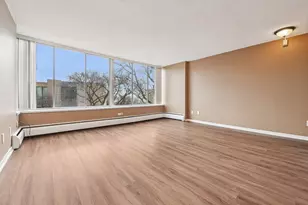 1409 N Prospect Ave, Milwaukee, WI 53202 - Photo 5