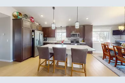 285 W Greenfield Ave, Algoma, WI 54201 - Photo 9