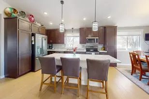 285 W Greenfield Ave, Algoma, WI 54201 - Photo 9