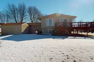 285 W Greenfield Ave, Algoma, WI 54201 - Photo 3