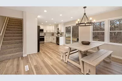 N76W14092  Appleton Ave, Menomonee Falls, WI 53051 - Photo 3