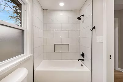 N76W14092  Appleton Ave, Menomonee Falls, WI 53051 - Photo 13