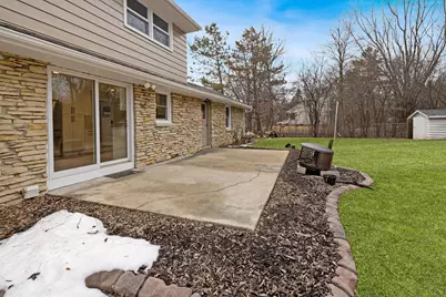 N76W14092  Appleton Ave, Menomonee Falls, WI 53051 - Photo 31