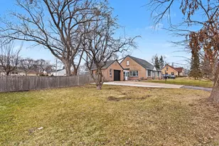 4503 N 106th St, Wauwatosa, WI 53225 - Photo 33