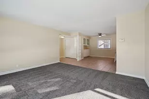 12660 Pinewood Rd, Brookfield, WI 53005 - Photo 9