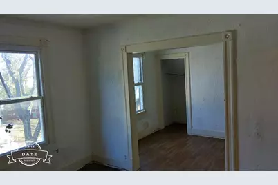 2037 N 40th St, Milwaukee, WI 53208 - Photo 7