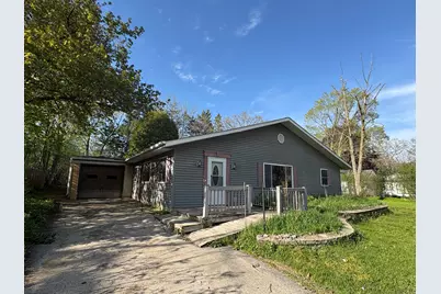 13010 W Honey Ln, New Berlin, WI 53151 - Photo 1