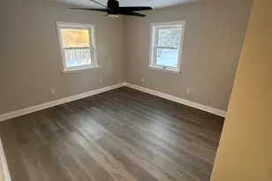 13010 W Honey Ln, New Berlin, WI 53151 - Photo 9