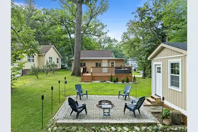 800  Lake St, Twin Lakes, WI 53181 - Photo 17