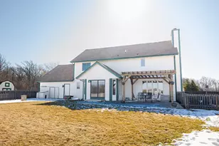 1410 Lebon Ln, Grafton, WI 53024 - Photo 43