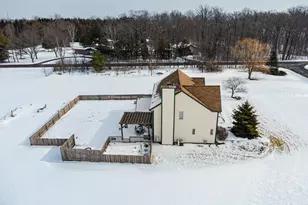 1410 Lebon Ln, Grafton, WI 53024 - Photo 47