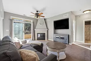 2912 University Dr, Waukesha, WI 53188 - Photo 9