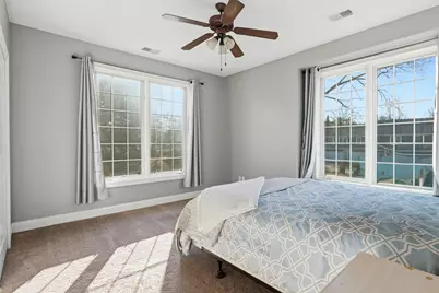 2912  University Dr #201, Waukesha, WI 53188 - Photo 17