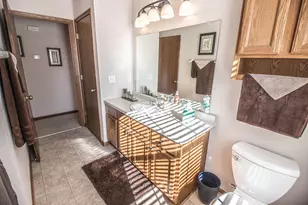 2087 Lake View Dr, Hartford, WI 53027 - Photo 37