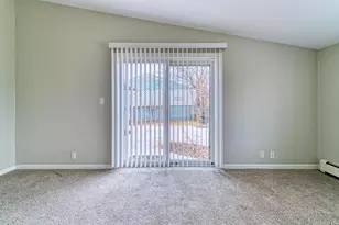 405 W Sugar Ln, Glendale, WI 53217 - Photo 13