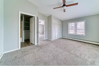 405 W Sugar Ln, Glendale, WI 53217 - Photo 17