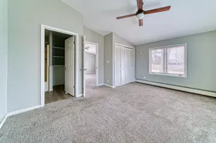 405 W Sugar Ln, Glendale, WI 53217 - Photo 17