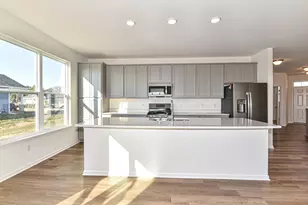 423 Clairmont Ct, Williams Bay, WI 53191 - Photo 17
