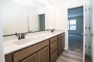 423 Clairmont Ct, Williams Bay, WI 53191 - Photo 19