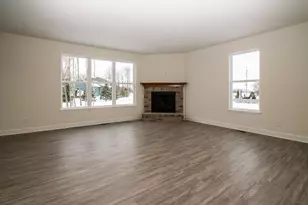 417 Manchester Dr, Williams Bay, WI 53191 - Photo 3