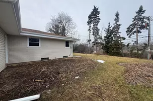 6209 N 95th St, Milwaukee, WI 53225 - Photo 15