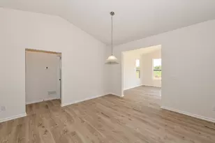 401 Manchester Dr, Williams Bay, WI 53191 - Photo 23