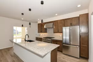 401 Manchester Dr, Williams Bay, WI 53191 - Photo 17