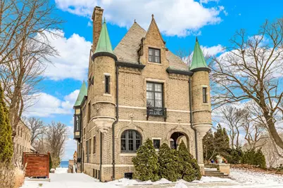 3266 N Lake Dr, Milwaukee, WI 53211 - Photo 51